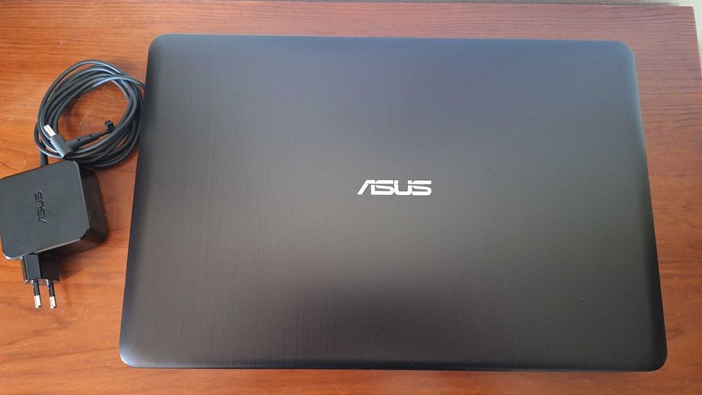 Asus A541U Core i3-6006U 2GHz- 12GB Ram- SSD 240GB- Win11