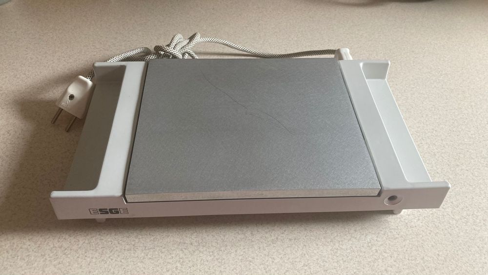 Elektryczny podgrzewacz do potraw, płyta grzewcza