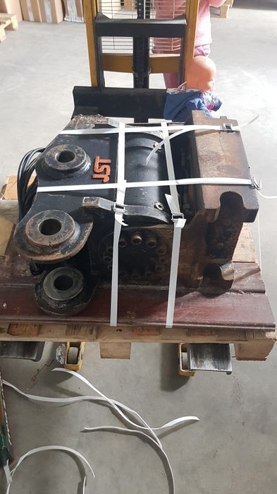 Engcon Rototilt szybkozłącze hydrauliczne oraz powertilt