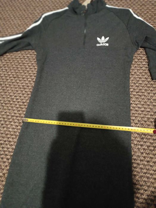 Спортивна сукня adidas