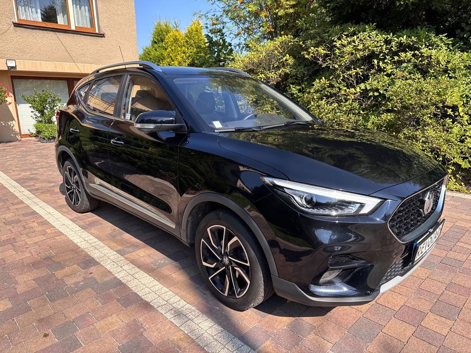 MG ZS LUXURY 108 koni ACC kamera Gwarancja Jak Nowy FV23%