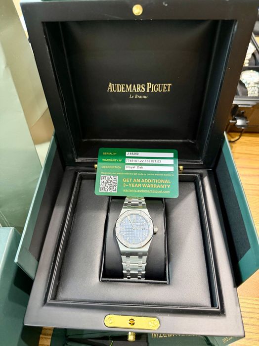Часы в стиле Audemars Piguet ROYAL OAK 33mm c бриллиантами