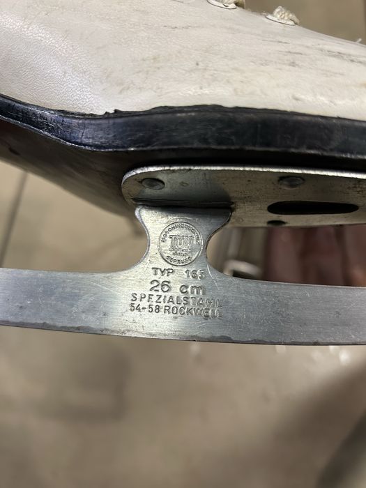 Детские коньки, клюшки