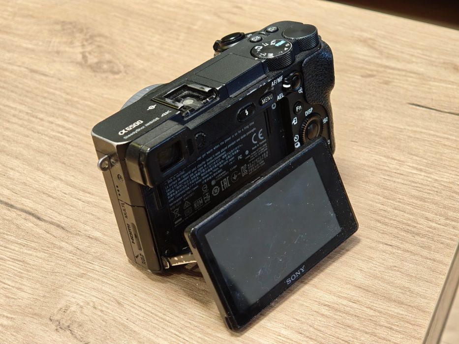 Aparat Sony A6500 body + bateria