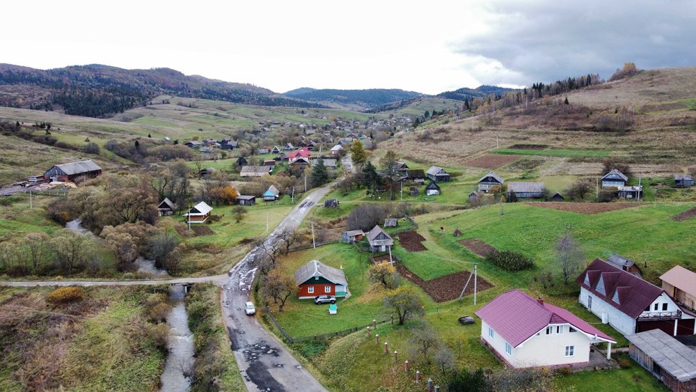 Продаж Будинку в КАРПАТАХ 0.40 Гектар!!!