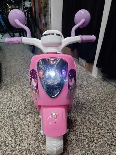 Motor na akumulator ( Hello Kitty ) 6V4,5 A