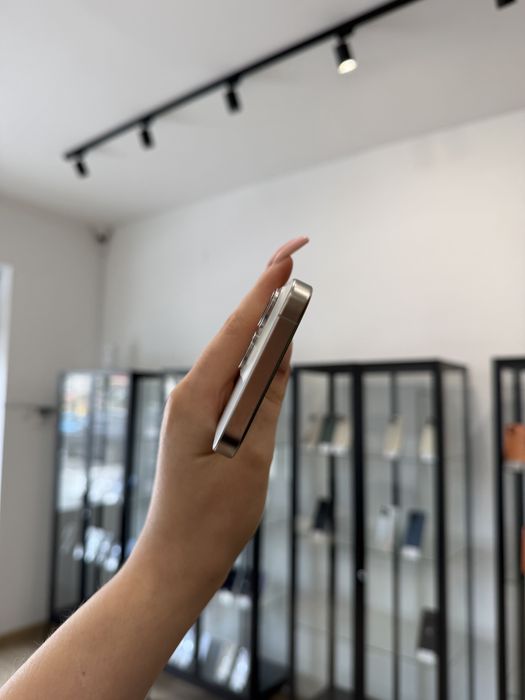 Telefon iPhone 15 PRO 256GB Biały Apple Gwarancja iTrade
