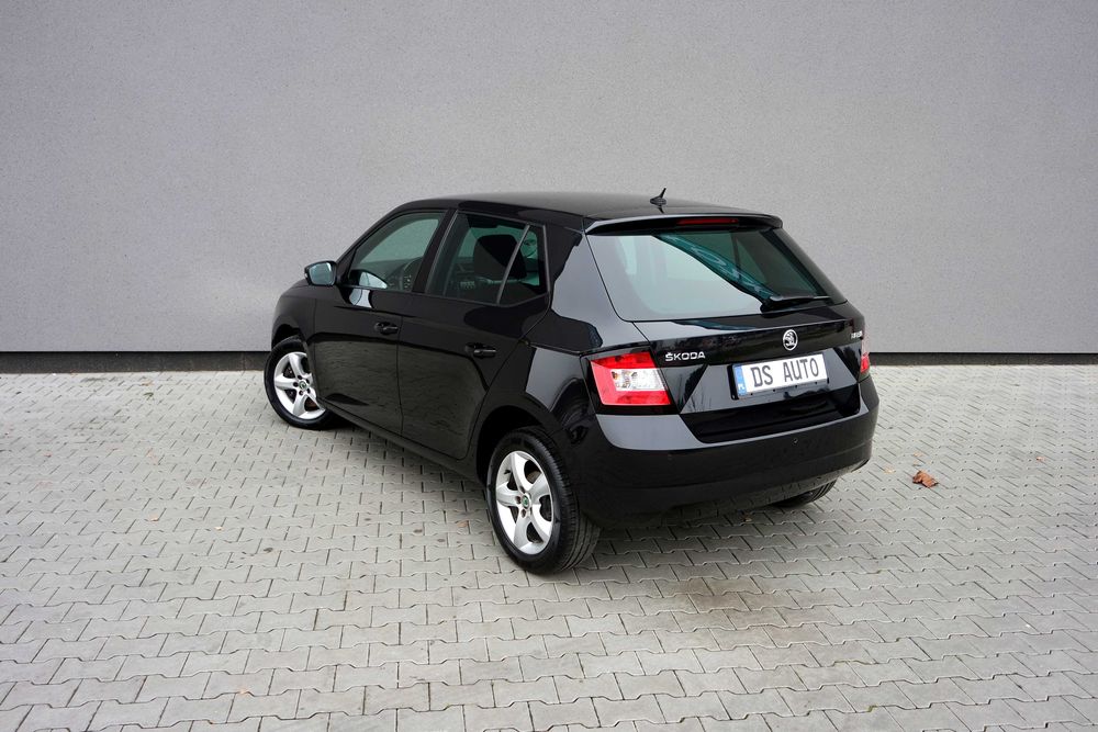 Skoda Fabia 3 1.4 TDI 105KM bardzo bogate wyposażenie z Niemiec