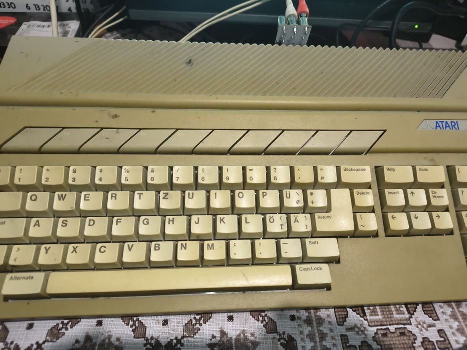 Atari 520 ретро комп'ютер