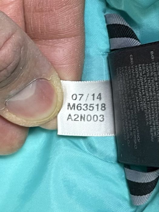 Adidas куртка пуховик M размер женская стеганая синяя