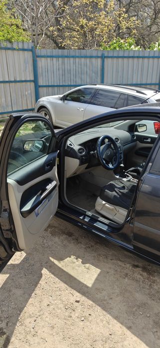 Продам Ford Focus 1.6 tdi (2004)
