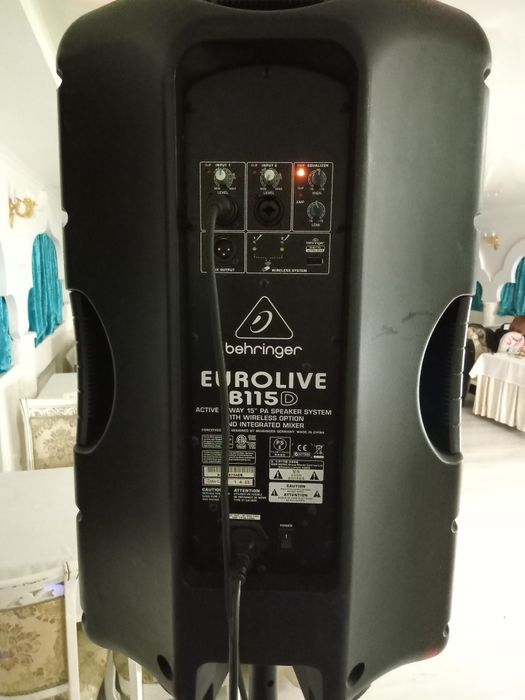 Активная колонка beringer b115d 1шт