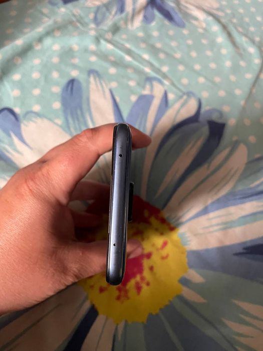 Продам телефон Redmi Note 9s