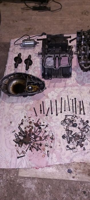 Продам двигатель как есть от сузуки GS 500