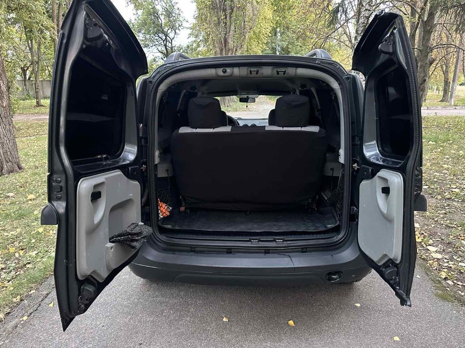Продам Dacia Logan MCV  2008