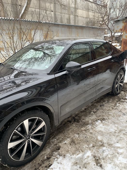 Polestar 2 2021 року