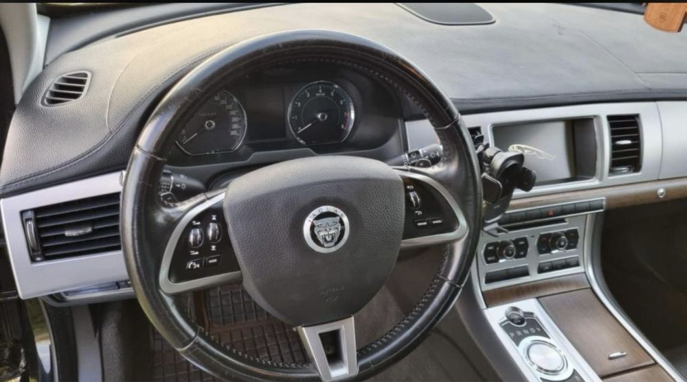 Wynajem samochodow Jaguar XF Malbork,Tczew,Elblag,Kwidzyn