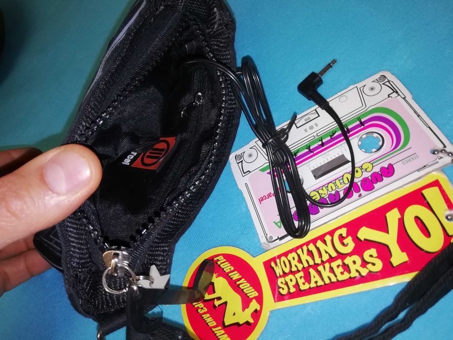 Портативный динамик барсетка