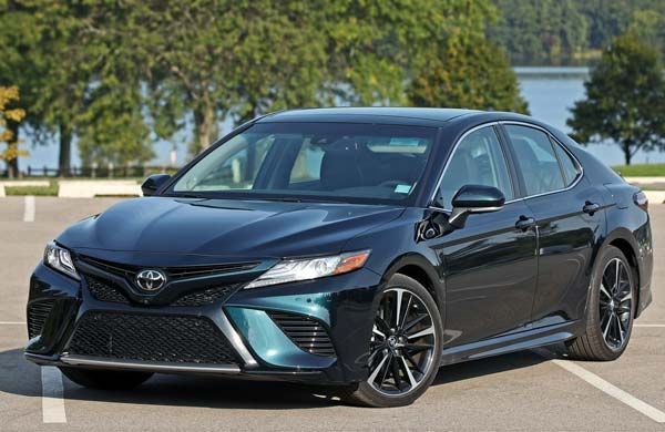 Капот, петли, замок Toyota Camry 70