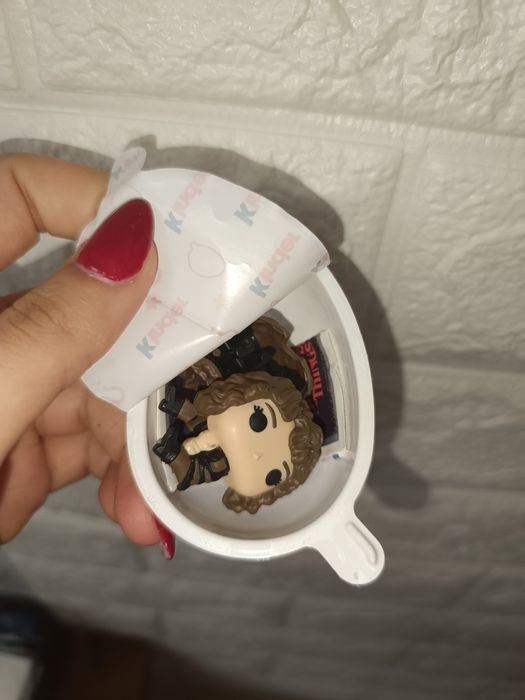 Bonecos Stranger Things Kinder Joy