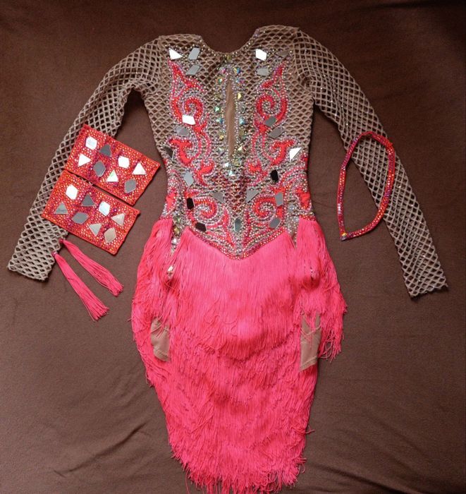 Сукня для бально-спортивних танців