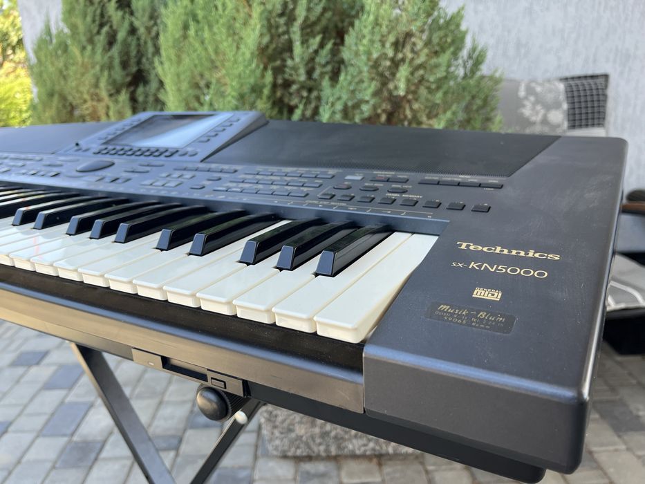 Technics sx-KN5000 — профессиональный аранжировочный синтезатор/Япония