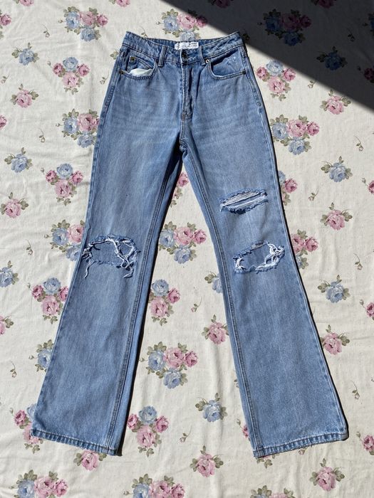 Jeansy z dziurami szerokie dzwony XS 34 stradivarius typu flare