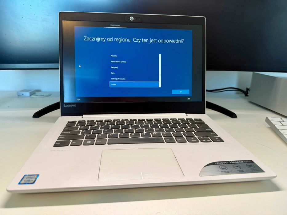 Sprzedam laptop Lenovo IdeaPad 320S i3 / 8 GB RAM / 128 GB SSD