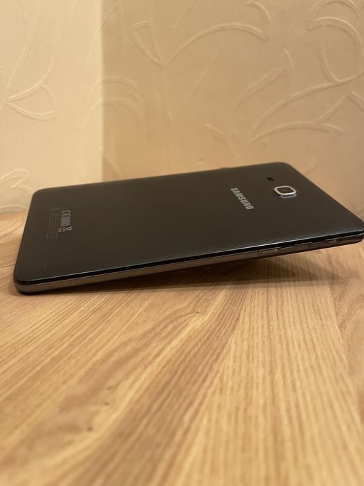 SAMSUNG Galaxy Tab A (2016)