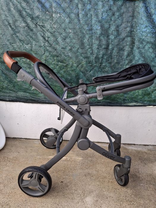 Carrinho pierre cardin