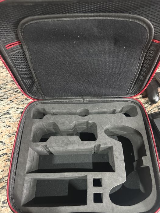 Nitendo switch ( com jogo , com carregador , cabo HDMI , comando , e mala para transportar a nitendo