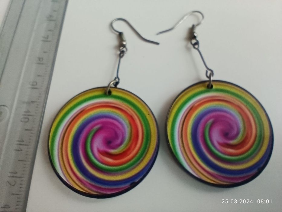 Kolczyki wiszące kolorowe