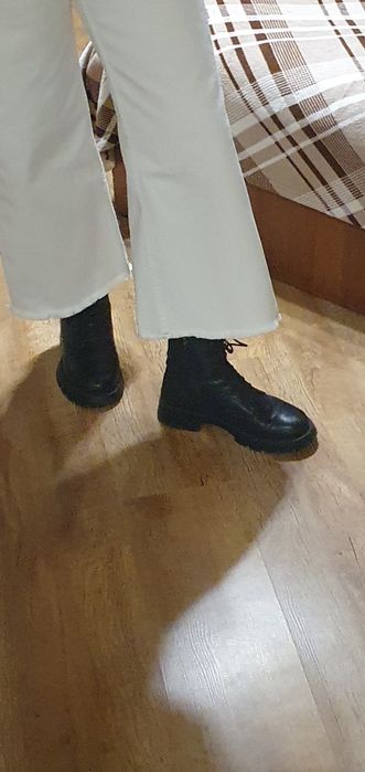 Продам ботинки зимние