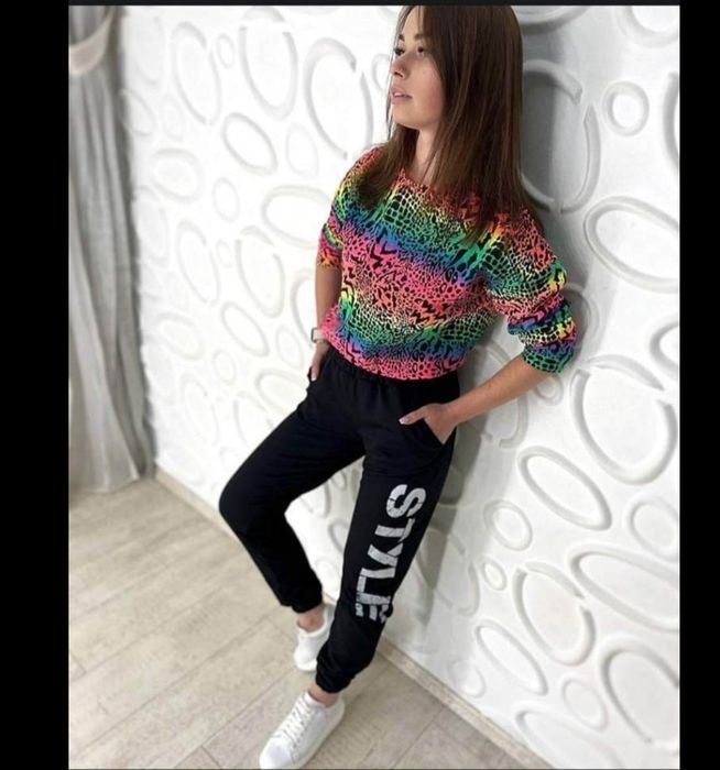 Костюм новий,46-48р