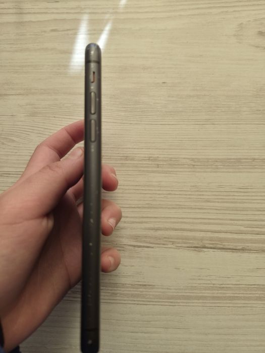 IPhone 11 на 128г