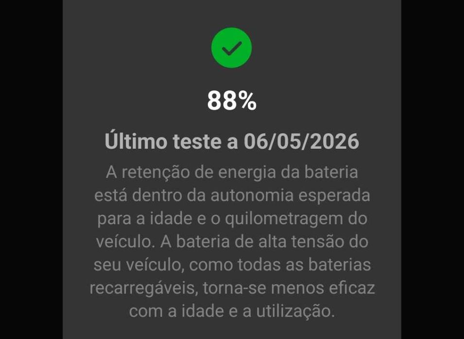 Tesla Model 3 — fotografia 12