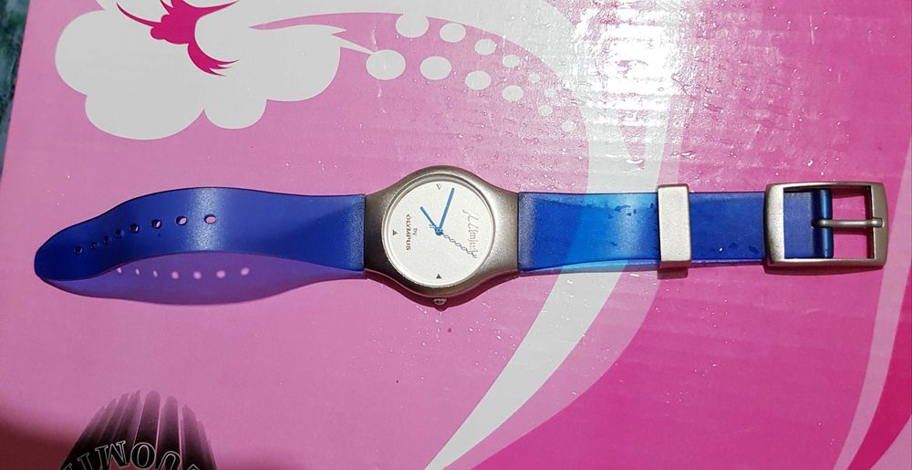 Винтажные кварцевые часы Олимпус