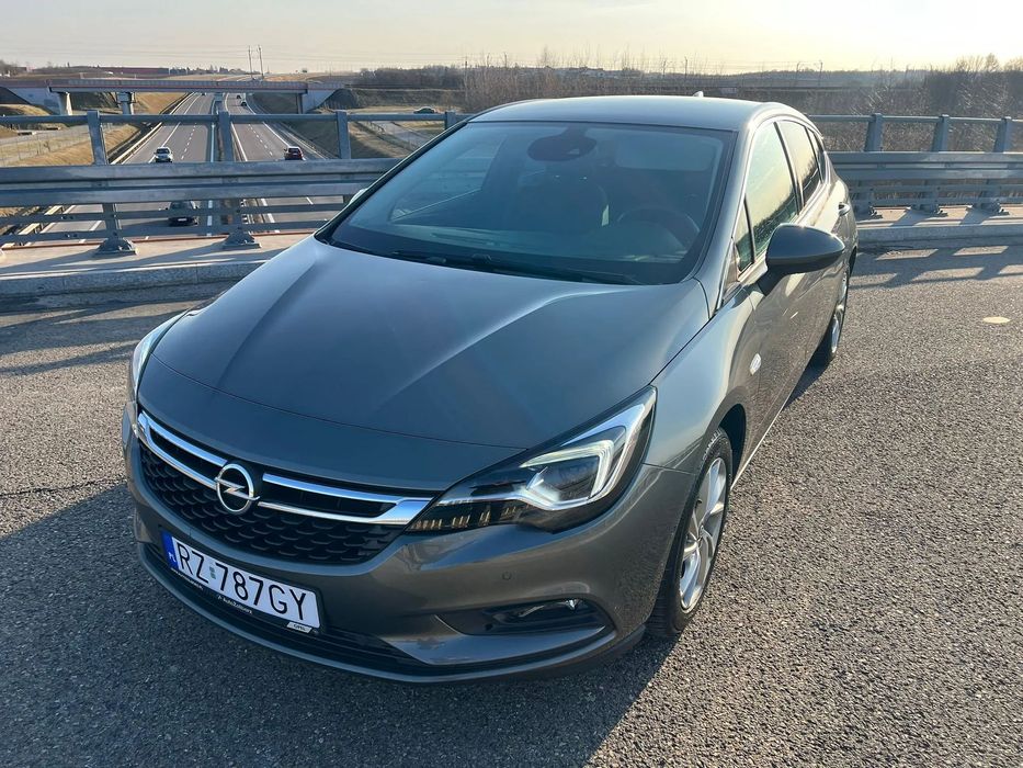 Opel Astra Opel Astra 1.6 Turbo 200KM Elite salon polska