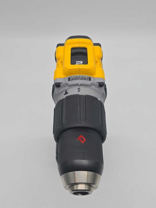 Аккумуляторный бесщеточный ударный шуруповерт Dewalt DCD806B 20V