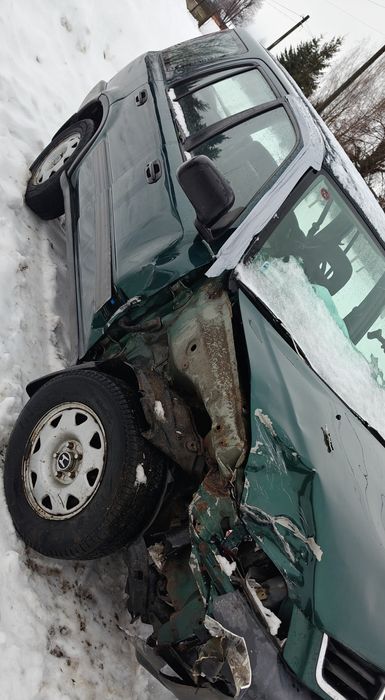 Honda CR-V 1 2000r 2.0 147km