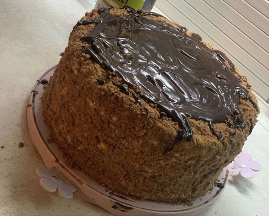 Домашні тортики: Наполеон, Медівник, Три Бажання, Спартак. Печиво