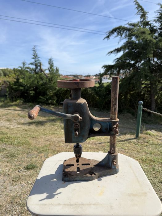 Berbequim manual de bancada