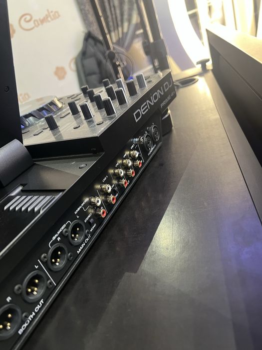 Denon DJ PRIME 4+ PLUS  + hardcase + decksaver