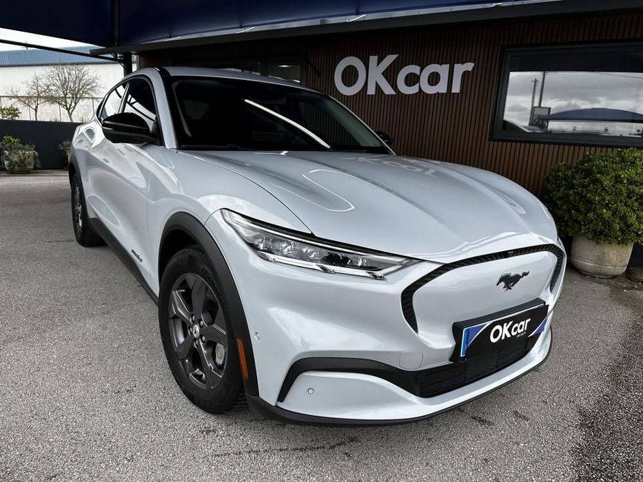 Ford Mustang Mach-E Standard