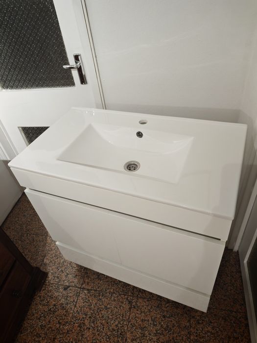 Móvel+lavatório (80cm)+válvula