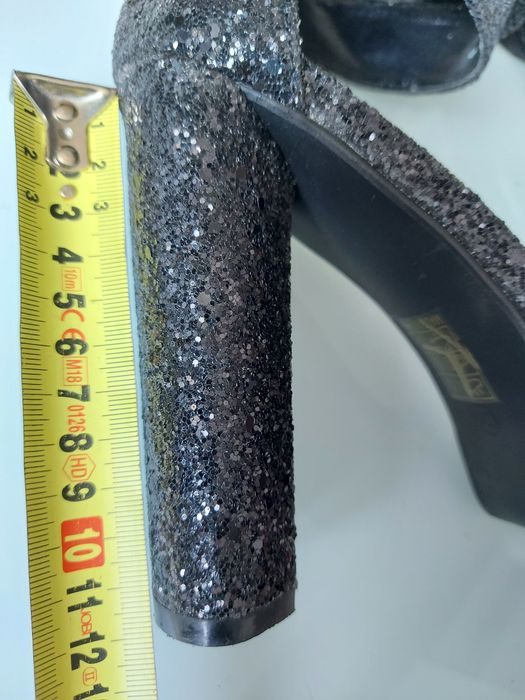 Sandały na obcasie dee zee 39, 25cm