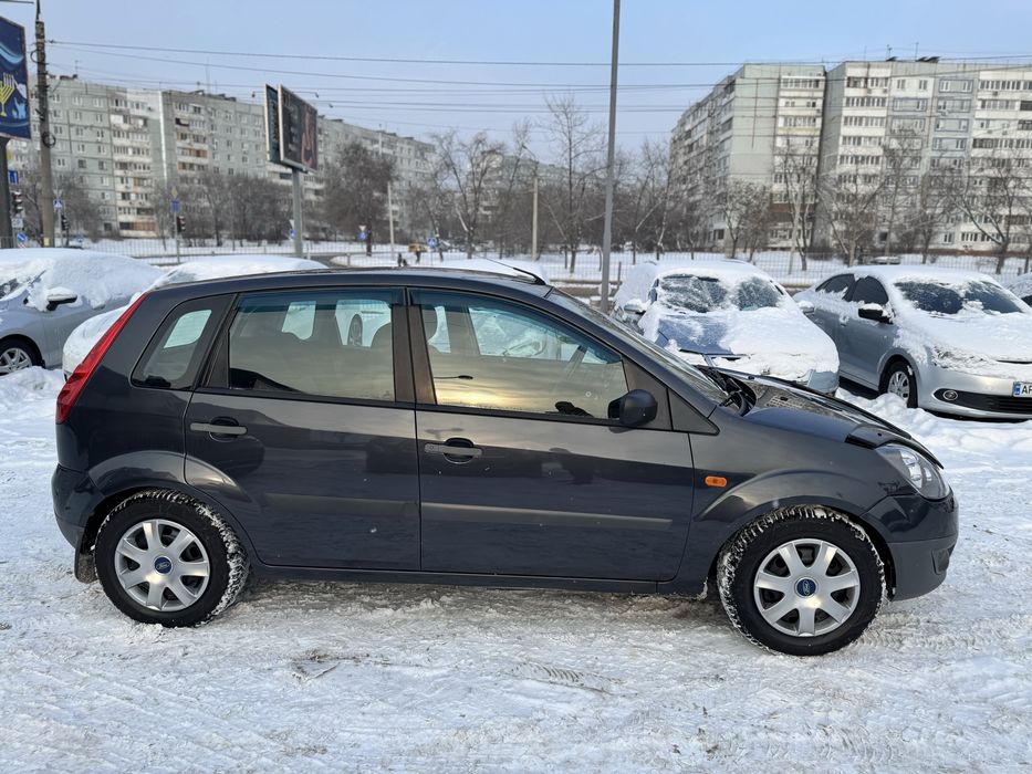 Продам Ford Fiesta
