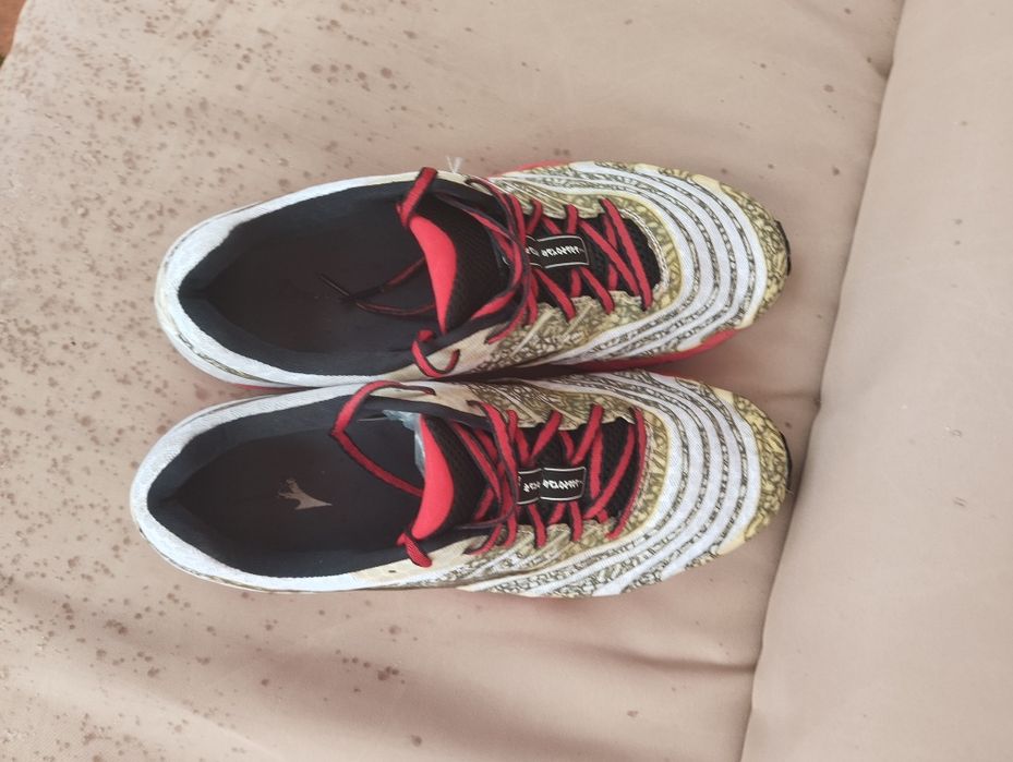 Мужские беговые кроссовки Mizuno Wave Sayonara 2 44.5 размер