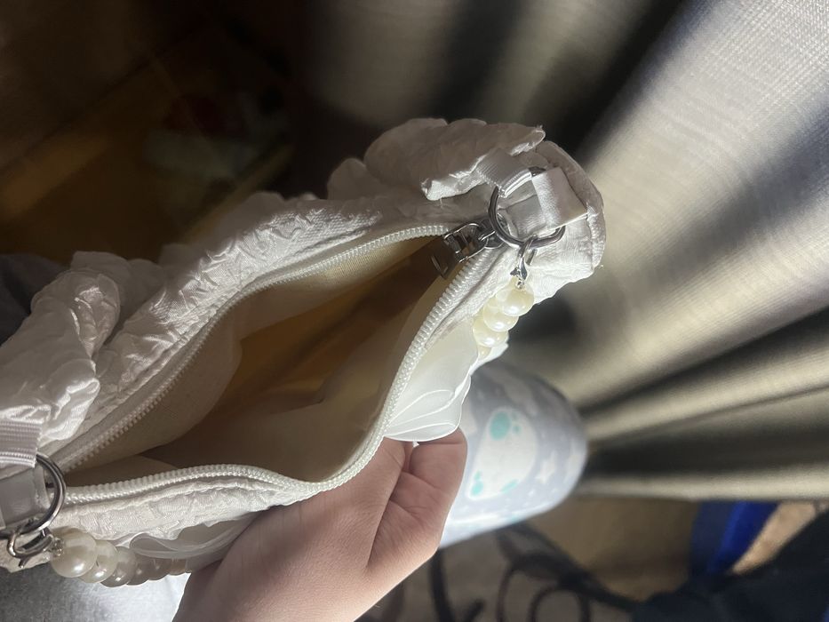 сумочка з бантиком