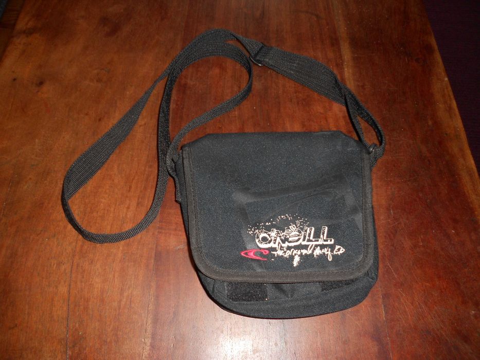 Mala bolsa tiracolo pochete O'neill Oneill